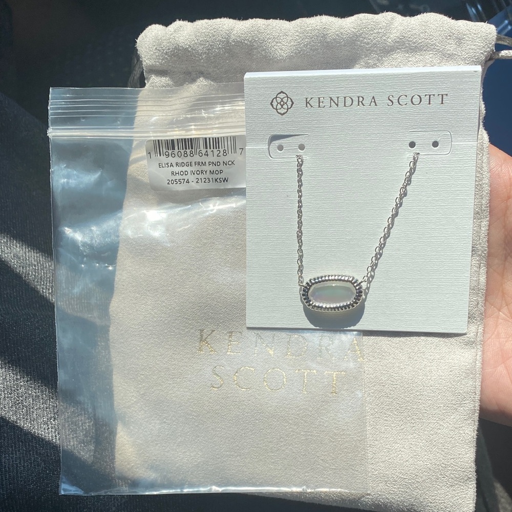 Kendra Scott Elisa Ridge Silver Necklace with Iridescent Pendant